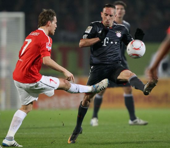 定胜负的关 定胜负的关